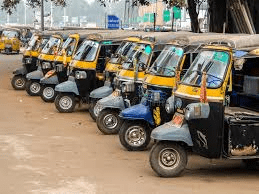 1 मेपासून ‘मराठी अनिवार्य’! परवाने रद्द करण्याच्या निर्णयाविरोधात रिक्षा-टॅक्सी संघटनेचा एल्गार, मुंबईत बोलावली जाहीर सभा