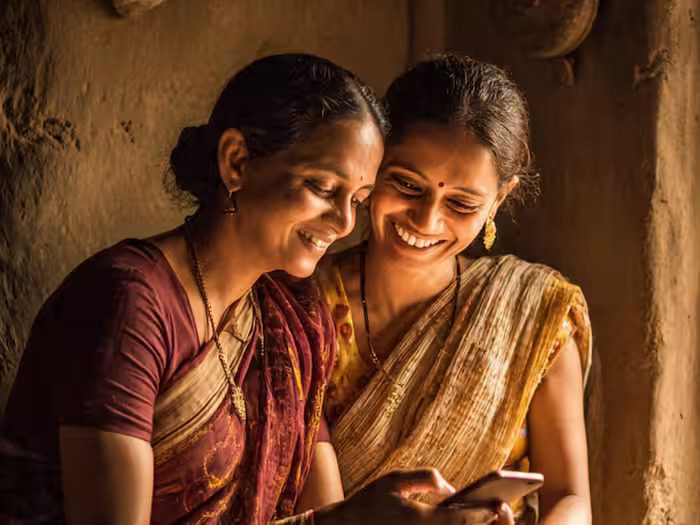 लाडली बहनों के लिए राहत भरी खबर! eKYC दोबारा शुरू करने को तैयार सरकार, मुख्यमंत्री फडणवीस का बड़ा ऐलान