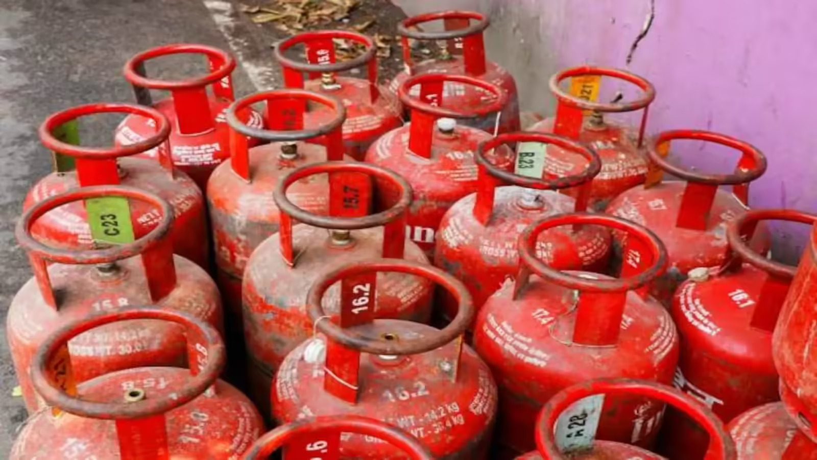 LPG बंद होणार? सरकारने स्पष्ट केली वस्तुस्थिती