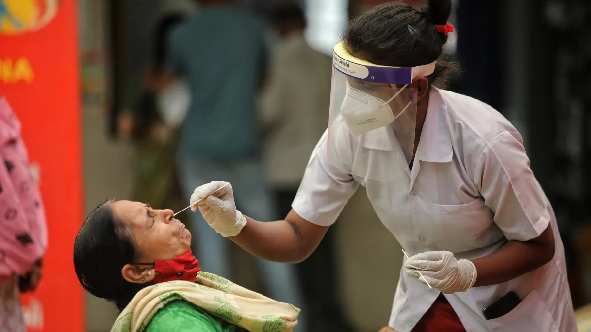 कर्नाटक में फिर बढ़ने लगे कोरोना के मामले, 10 दिनों में 32 नए मरीज मिले; स्वास्थ्य विभाग ने दी सतर्क रहने की सलाह