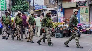 अनंतनाग में आतंकियों का हमला, ड्यूटी पर तैनात पुलिसकर्मियों को बनाया निशाना; हेड कॉन्स्टेबल शहीद
