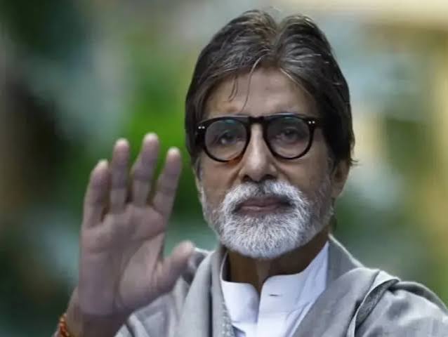 अमिताभ बच्चन की तबीयत को लेकर बड़ा अपडेट, ICU में सर्जरी का किया खुलासा; बोले- संघर्ष अभी जारी है
