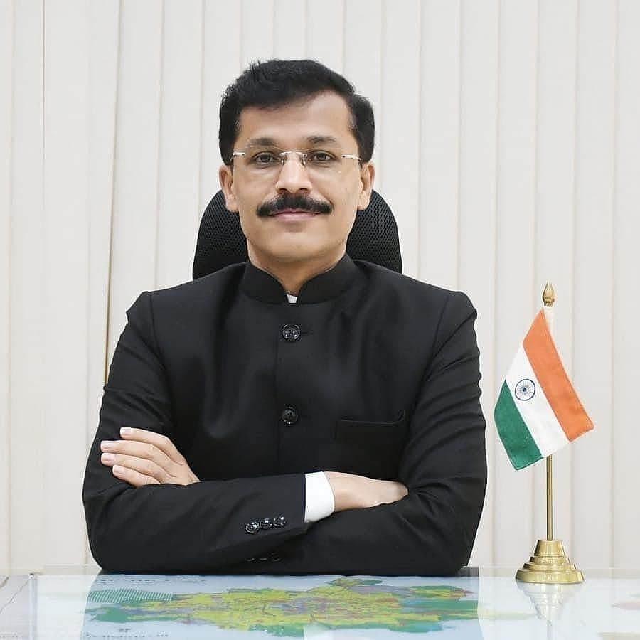 दूध डेयरियों को बड़ी राहत! हाईकोर्ट ने लाइसेंस निलंबन पर लगाई अंतरिम रोक, हजारों किसानों को मिली उम्मीद