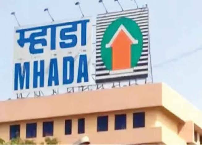 MHADA की 32 साल पुरानी सरकारी फाइलें गायब, 9 पूर्व कर्मचारी पुलिस के रडार पर